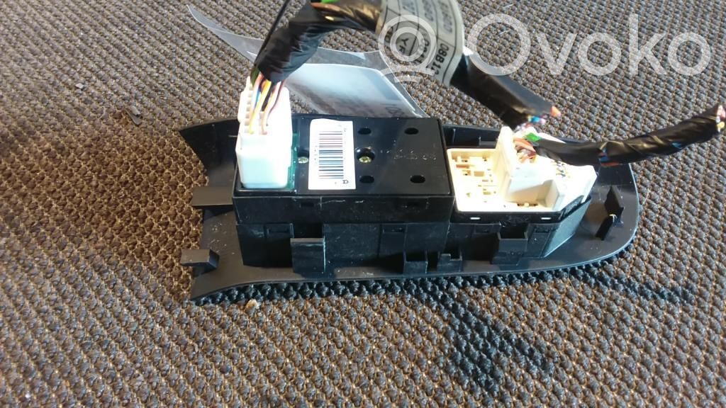 Electric window control switch