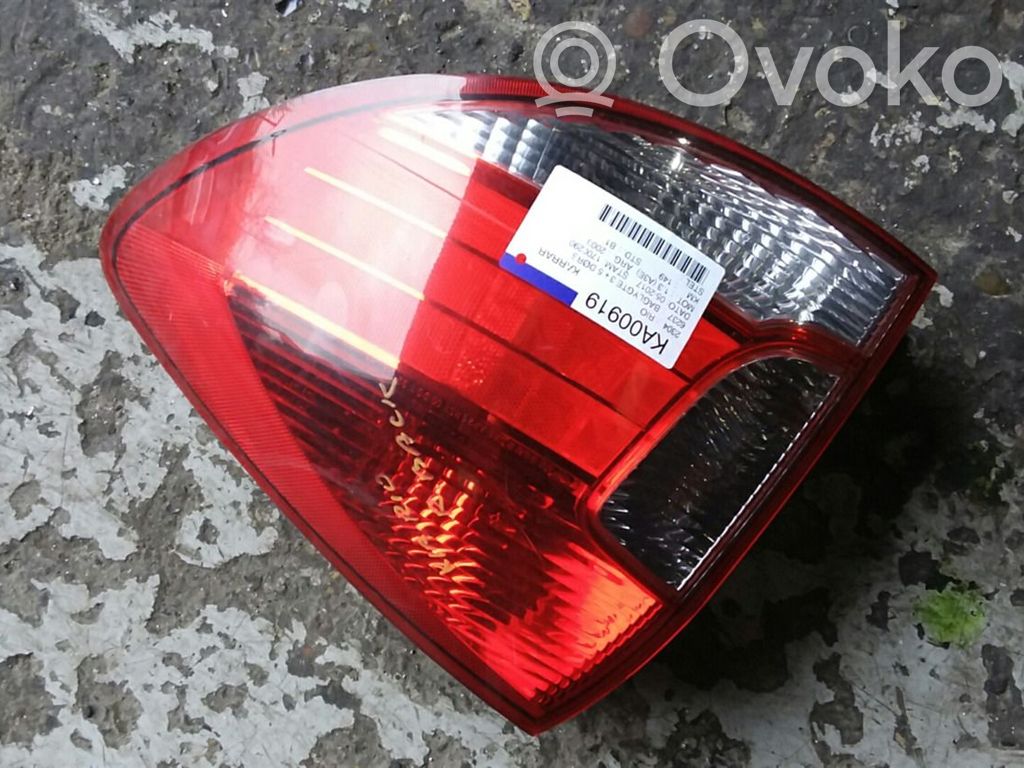 Luz trasera/de freno   92402A