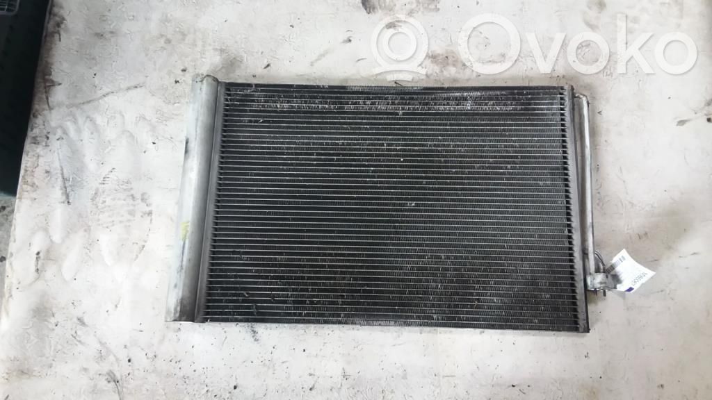 Radiateur condenseur de climatisation