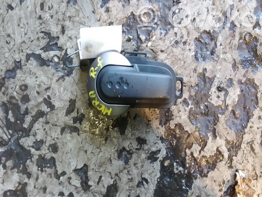 Manecilla interna puerta delantera
