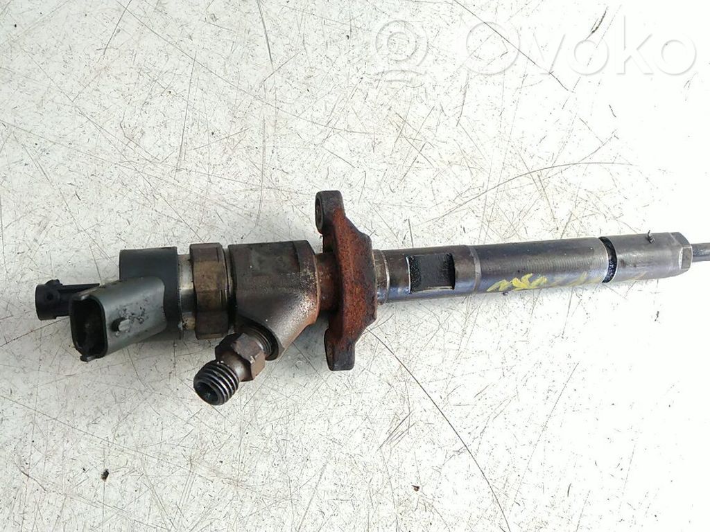 Fuel injector   Y60513H50B