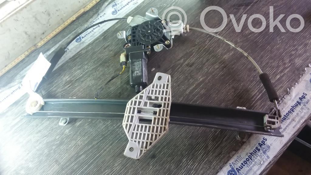 Hyundai Accent Macara ușă față cu motor 