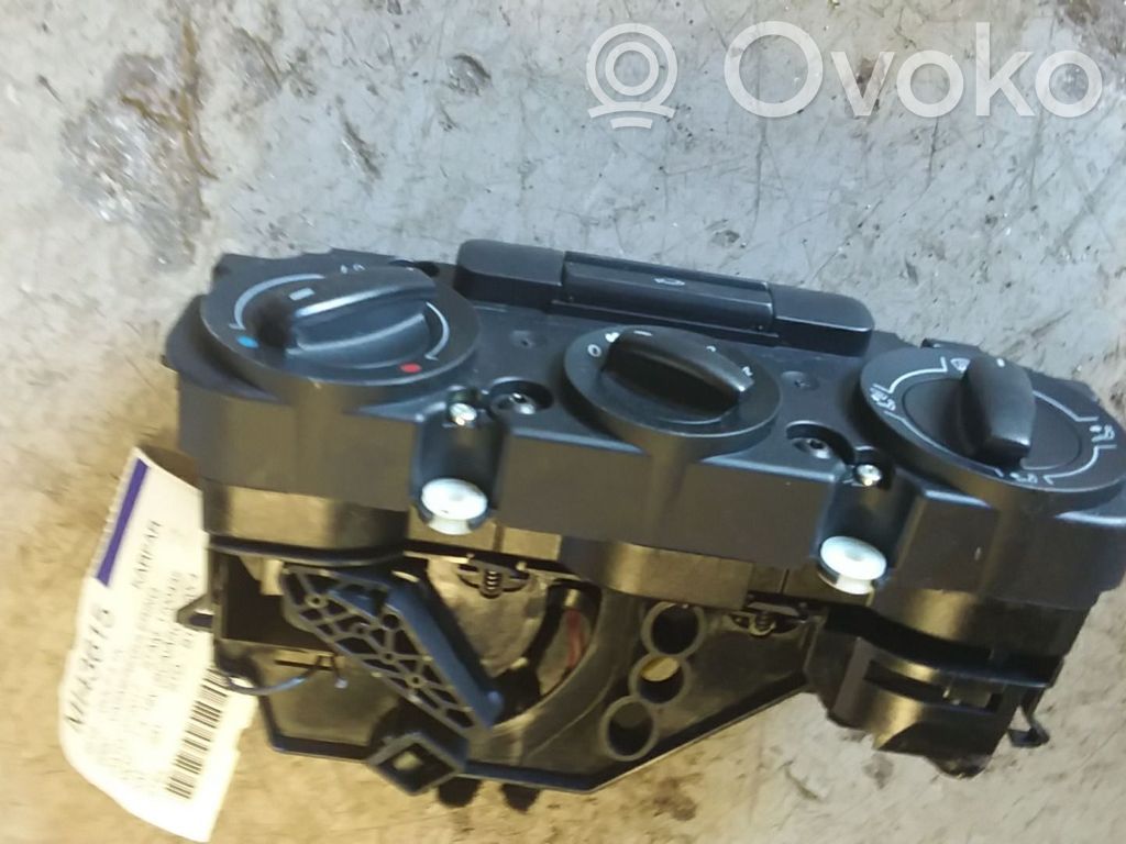 Volkswagen Golf V Centralina del climatizzatore 