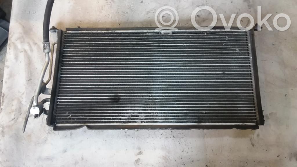 Radiateur condenseur de climatisation