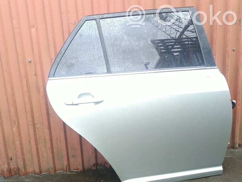 Puerta trasera   6700305130