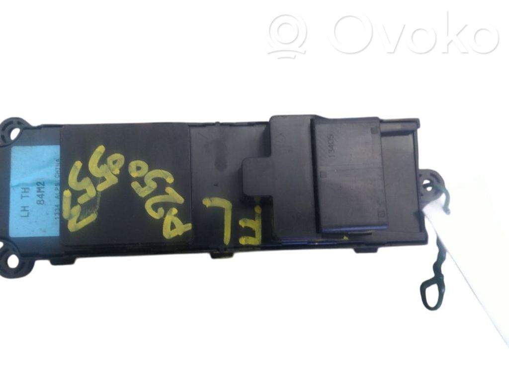 Electric window control switch   3799084M01000