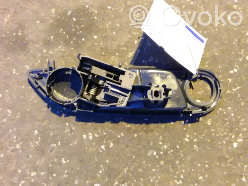 Ford Fiesta Poignée inférieure de porte avant 