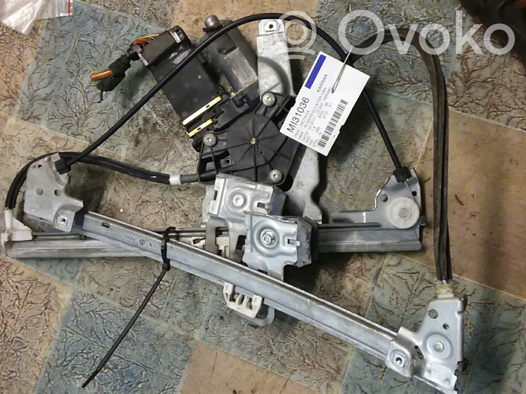 Skoda Octavia Mk1 (1U) Motor macara geam ușă față 