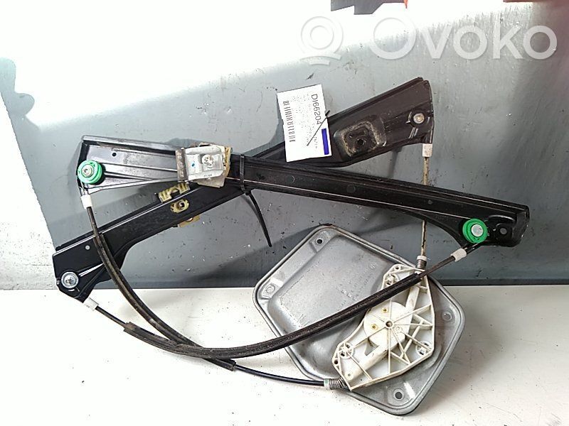 Regulador de puerta delantera con motor   5M0837461
