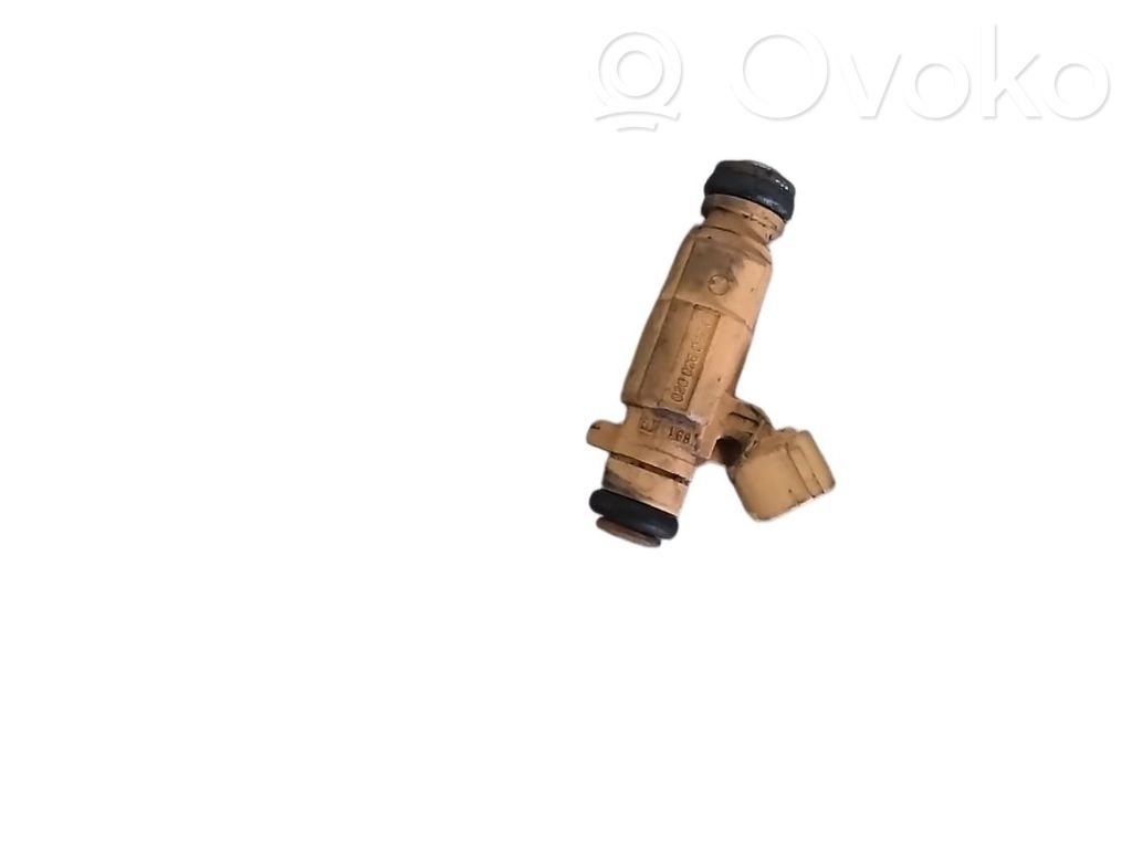Injektor Einspritzdüse   353102B000