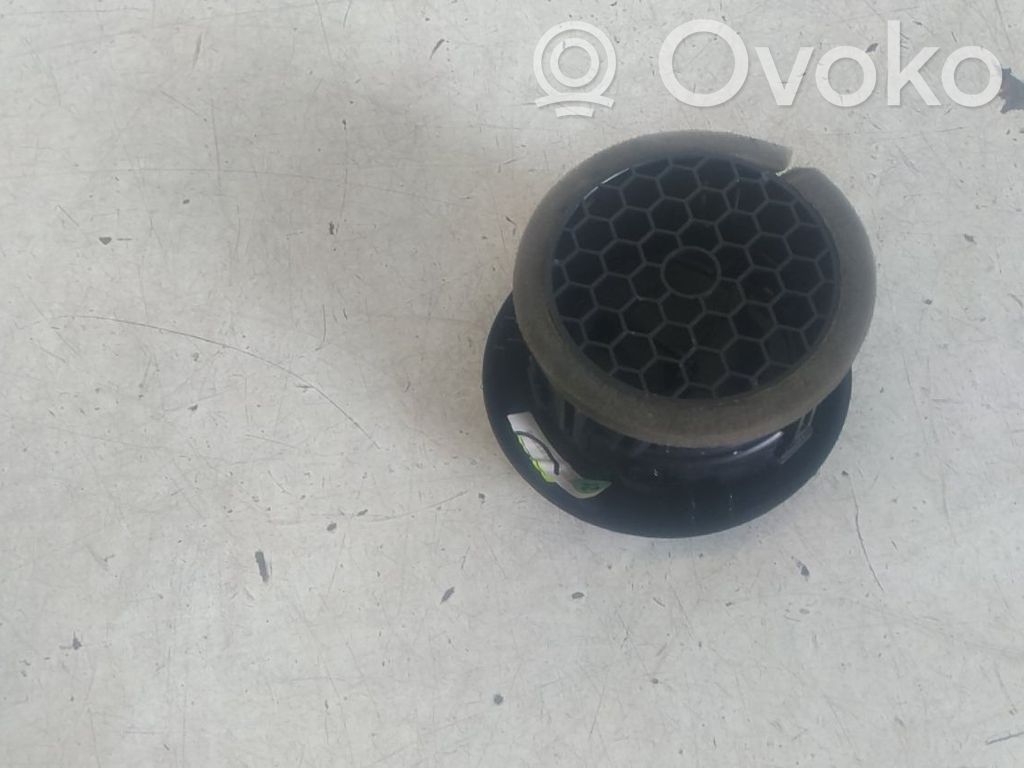 Renault Clio IV Griglia di ventilazione centrale cruscotto 