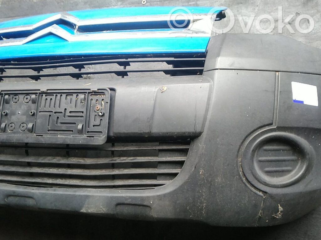 Front bumper   7401PT
