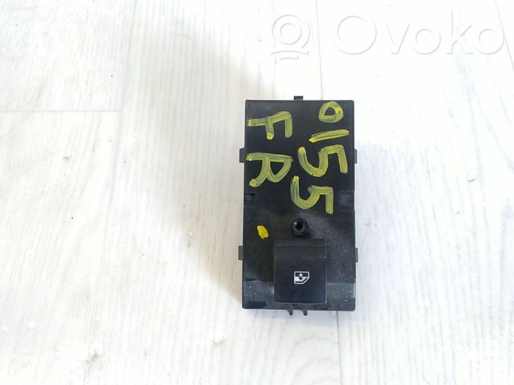 Electric window control switch   13301886