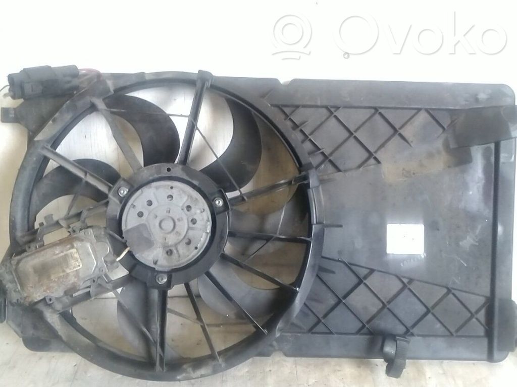 Elektrisks radiatoru ventilators   1530980