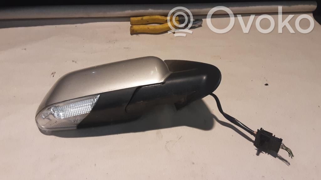 Skoda Octavia Mk2 (1Z) Oglindă electrică ușă față 