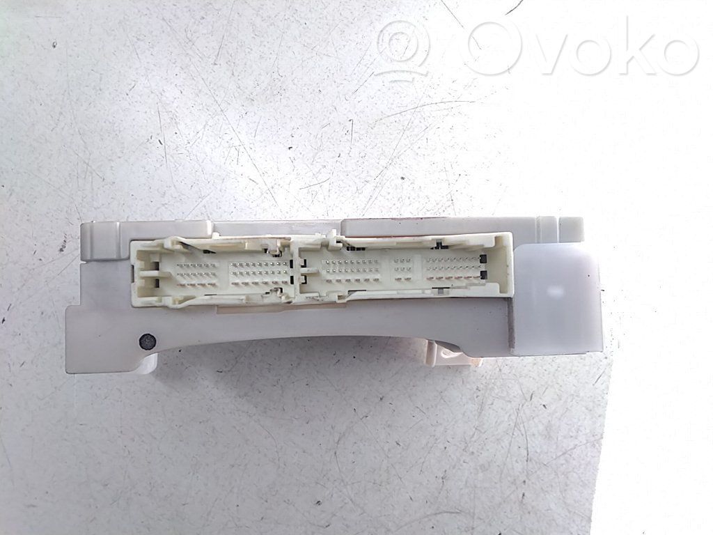 Sulakemoduuli   8273052G40