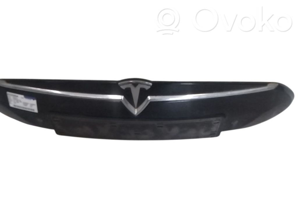 Front grill