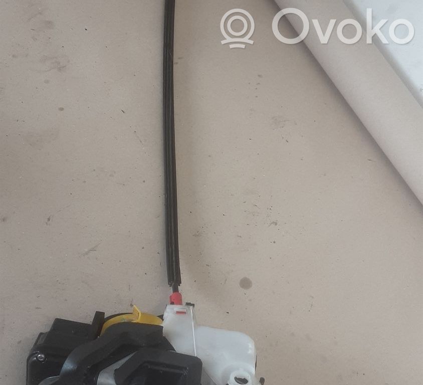 Chevrolet Aveo Motor de bloqueo de puertas 
