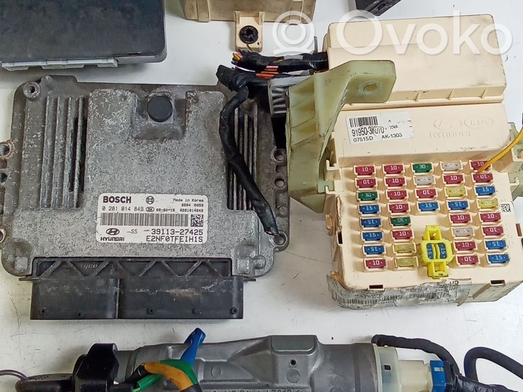 Hyundai Sonata Ignition-blocking relay 