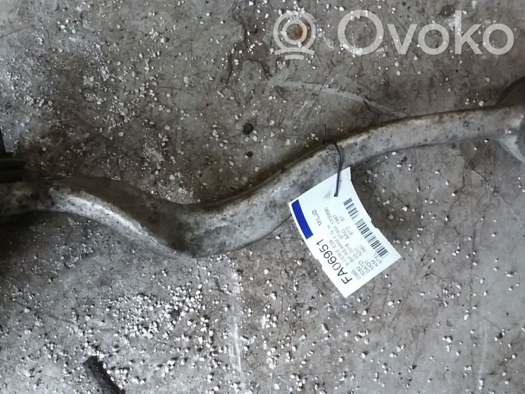 Etu-alatukivarren haarukkavipu