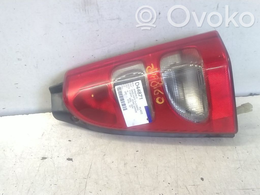 Lampa tylna   3565083E00