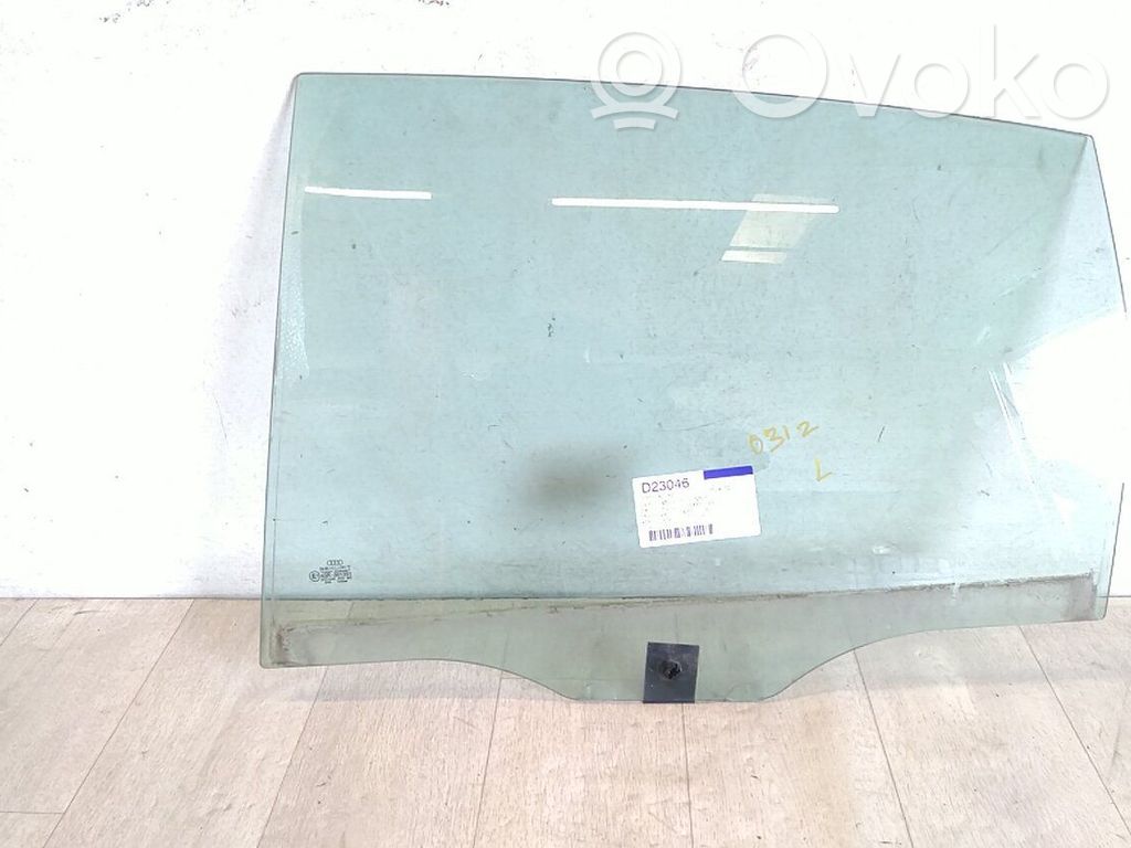 Audi A2 Luna de la puerta delantera cuatro puertas 