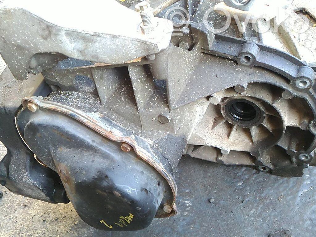 Mazda 2 Cutie viteze manuală cu 5 trepte 