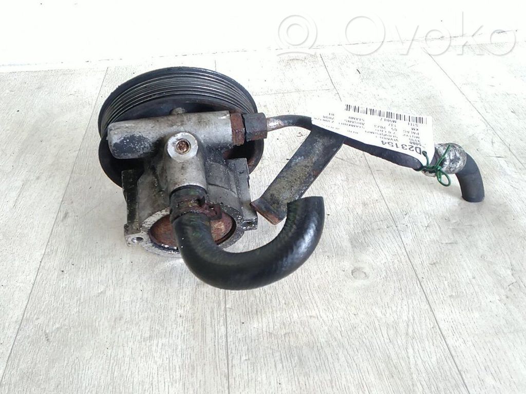 Opel Vivaro Ohjaustehostimen pumppu 