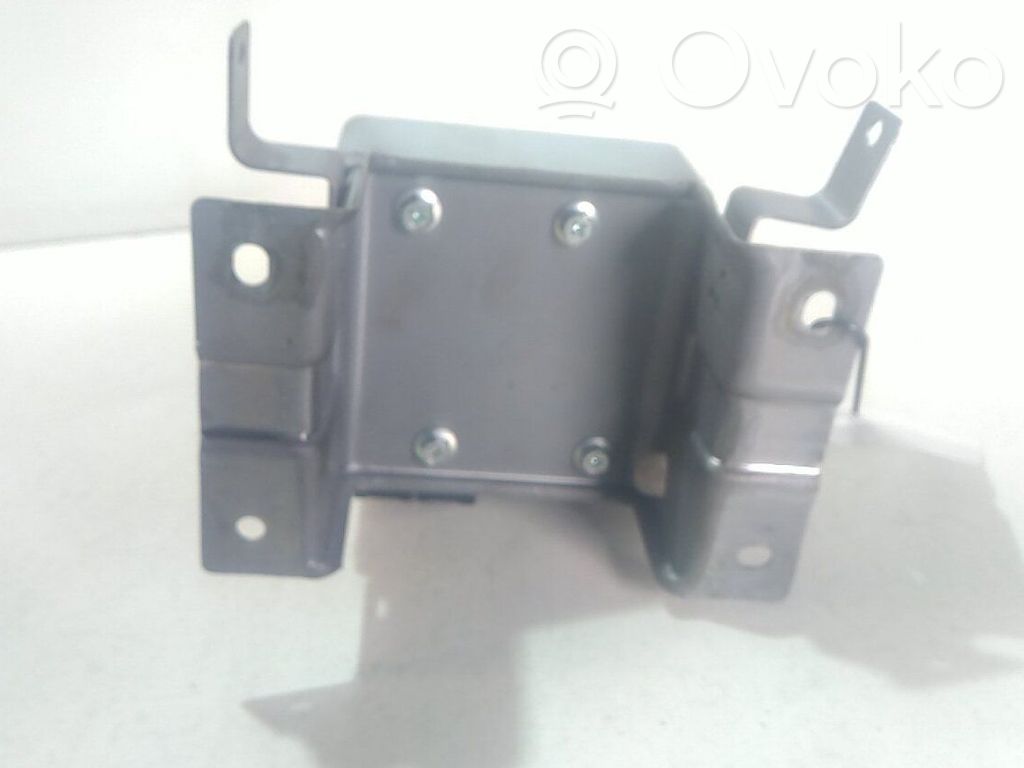 Ohjaustehostimen ohjainlaite/moduuli   3872079JB0
