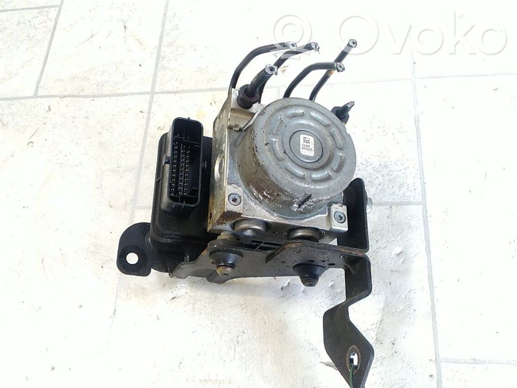 Bomba de ABS   58910B4800