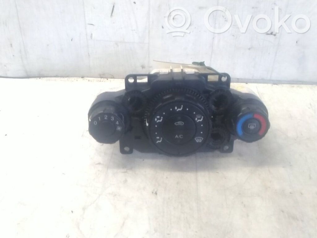 Ford Fiesta Climate control unit 