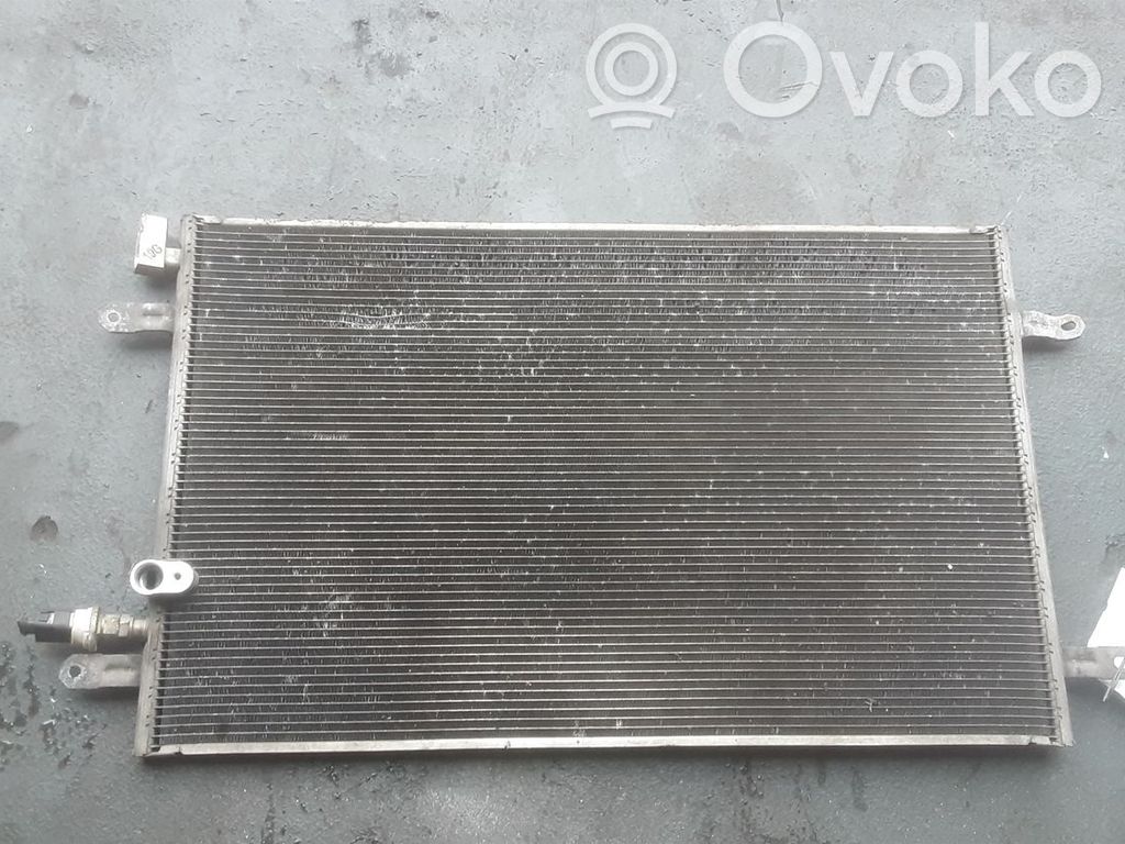 Audi A6 S6 C6 4F Radiatore di raffreddamento A/C (condensatore) 