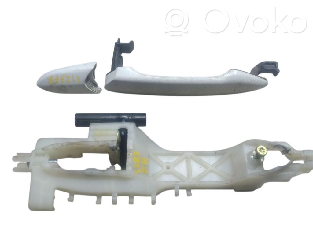 Manecilla externa puerta delantera   42417202