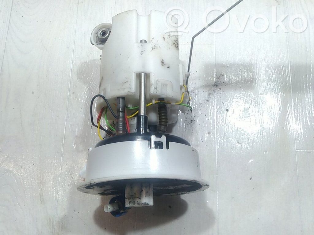 Bomba interna de combustible   ZJ381335XC