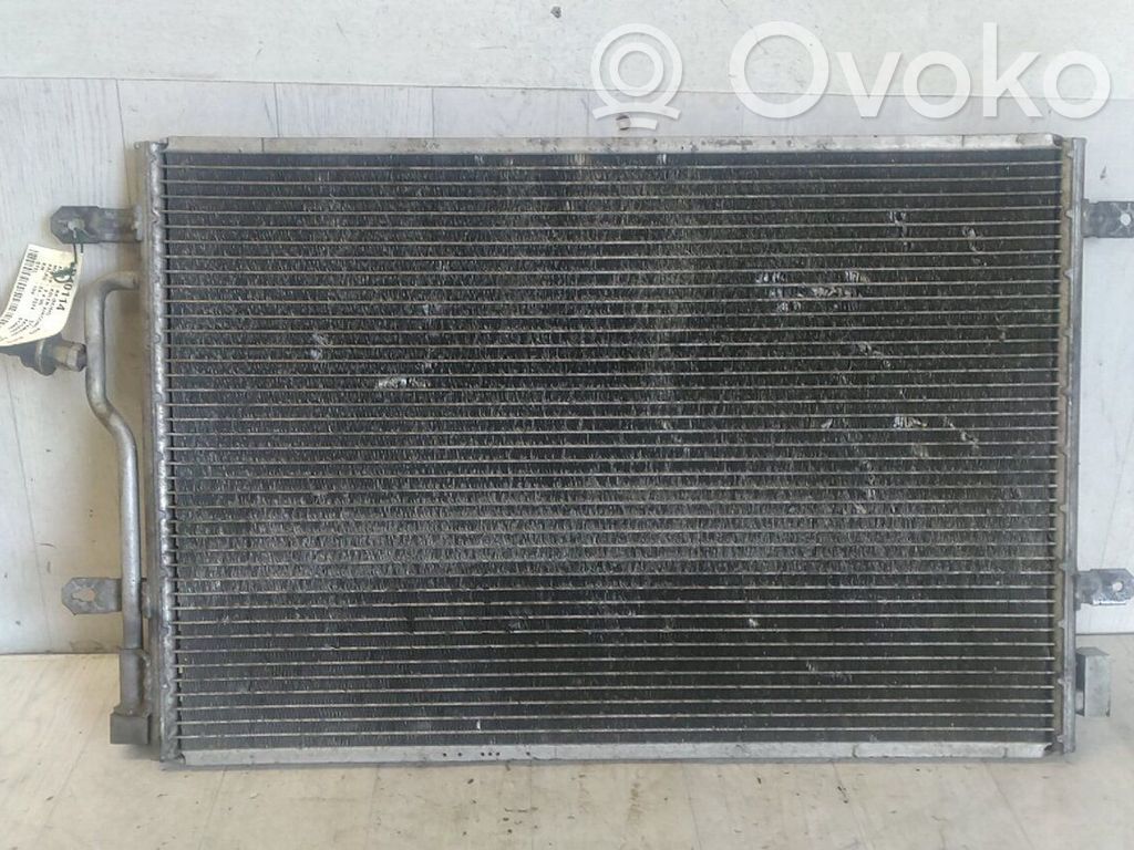 Audi A4 S4 B6 8E 8H Radiator răcire A/C (condensor) 