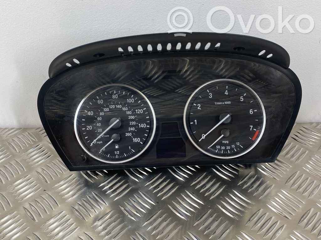 BMW 5 E60 E61 Nopeusmittari (mittaristo) 