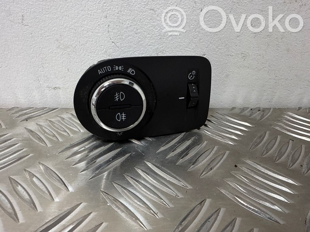 Opel Astra K Light switch 