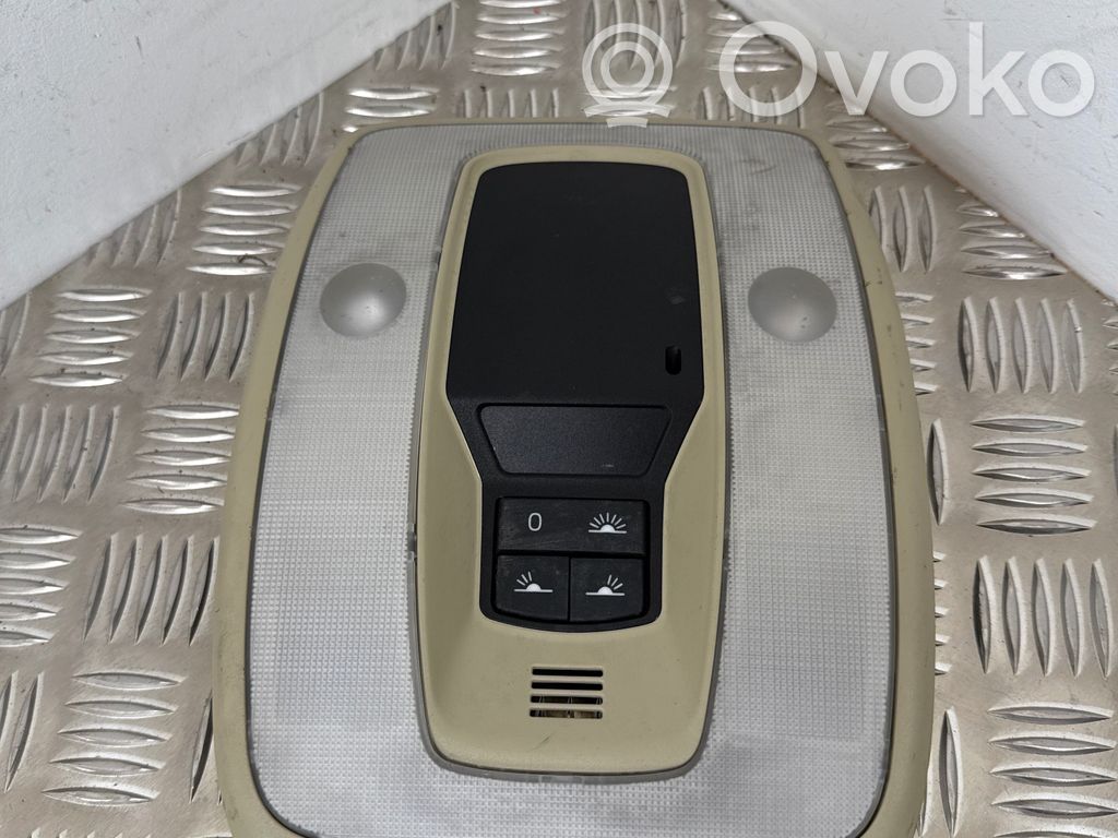 Volvo V70 Front seat light 