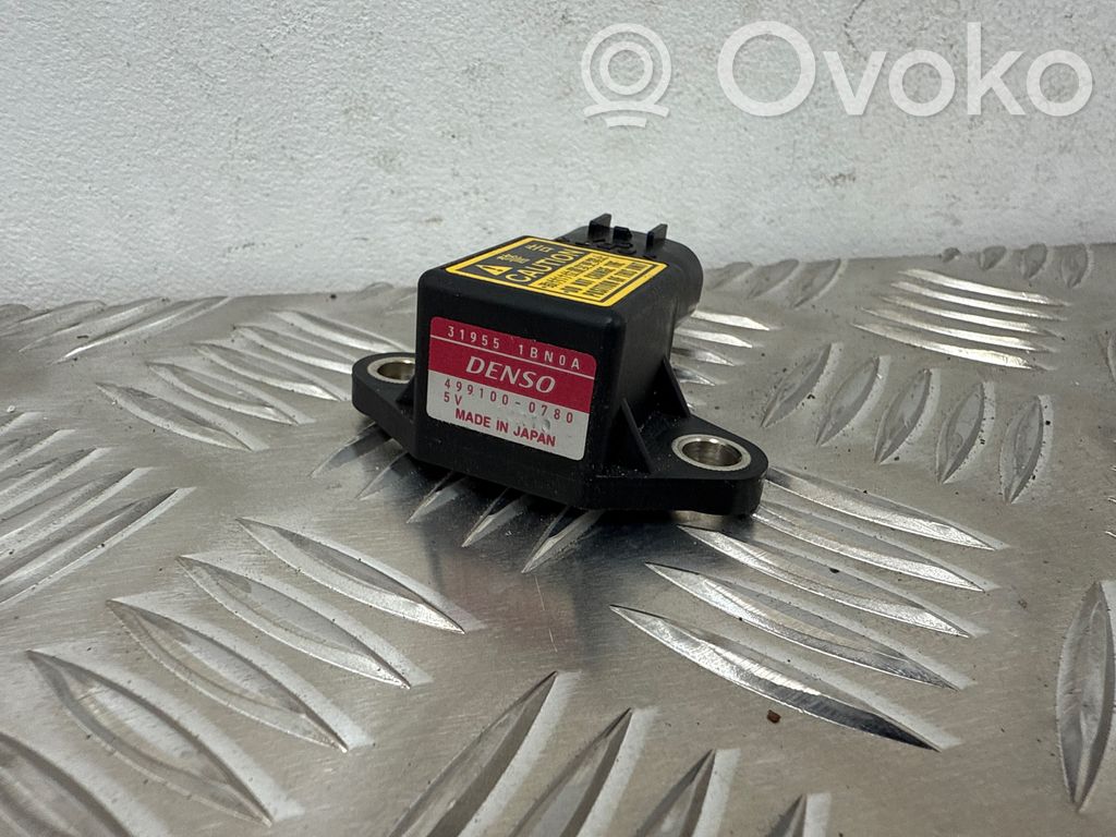 Nissan Qashqai Airbagsensor Crashsensor Drucksensor 
