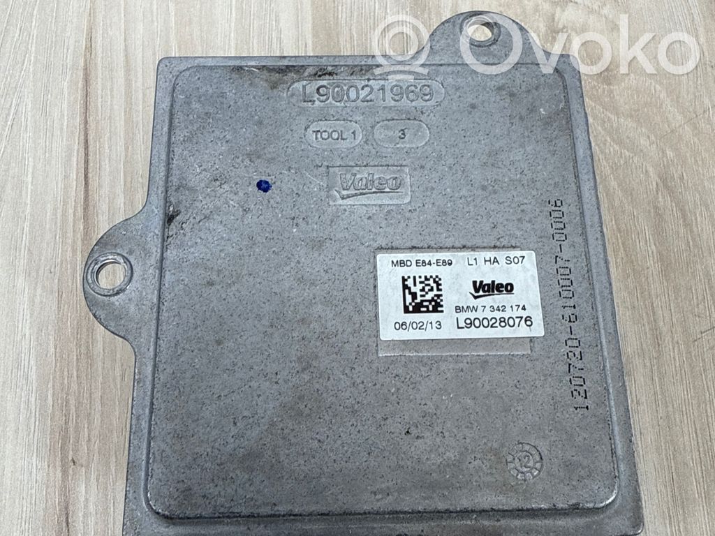 BMW X1 E84 Headlight ballast module Xenon 