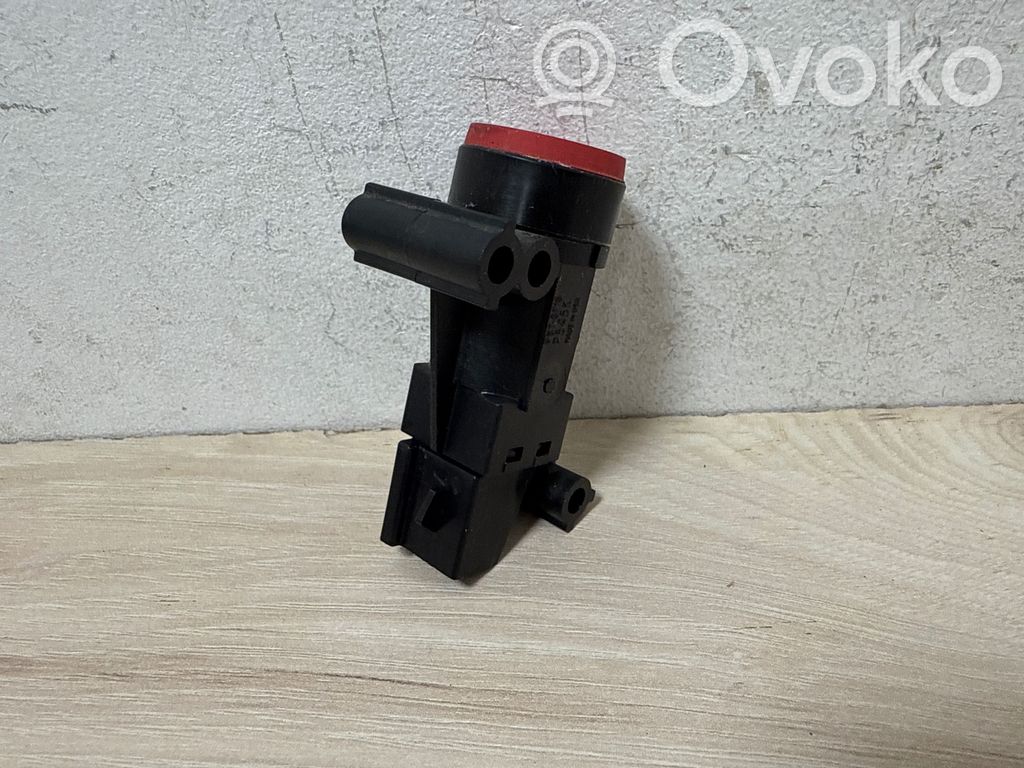 Ford Kuga I Fuel cut-off switch 
