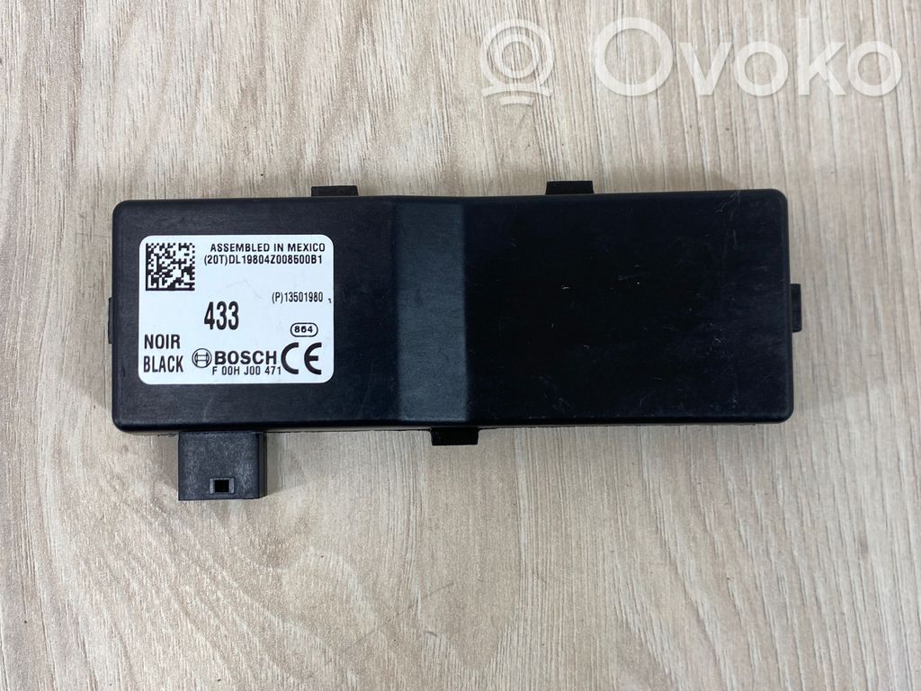 Opel Insignia A Door central lock control unit/module 