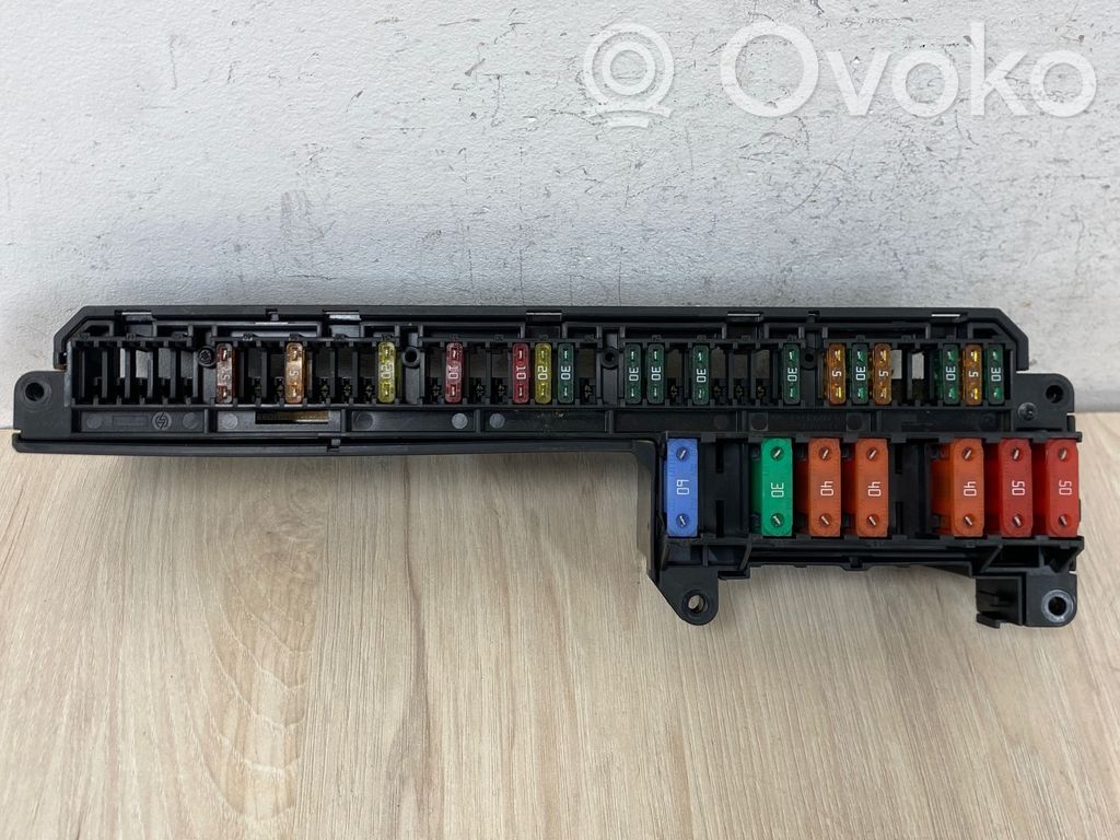BMW 5 E60 E61 Fuse module 