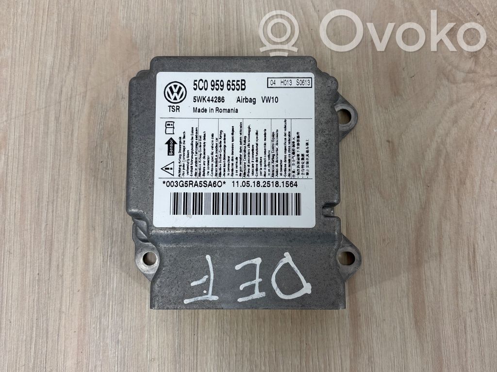 Volkswagen Golf VI Airbag control unit/module 