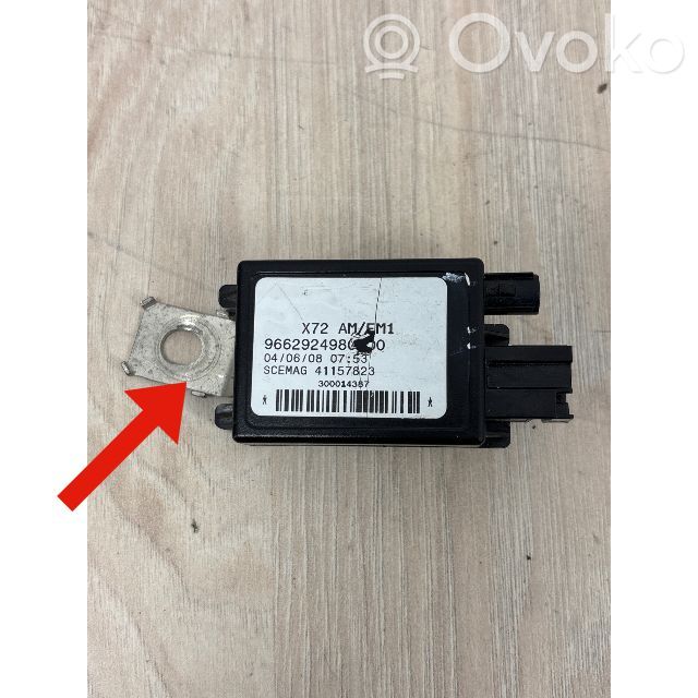 Citroen C5 Antenos stiprintuvas 