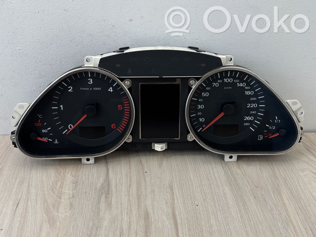 Audi A6 S6 C6 4F Nopeusmittari (mittaristo) 