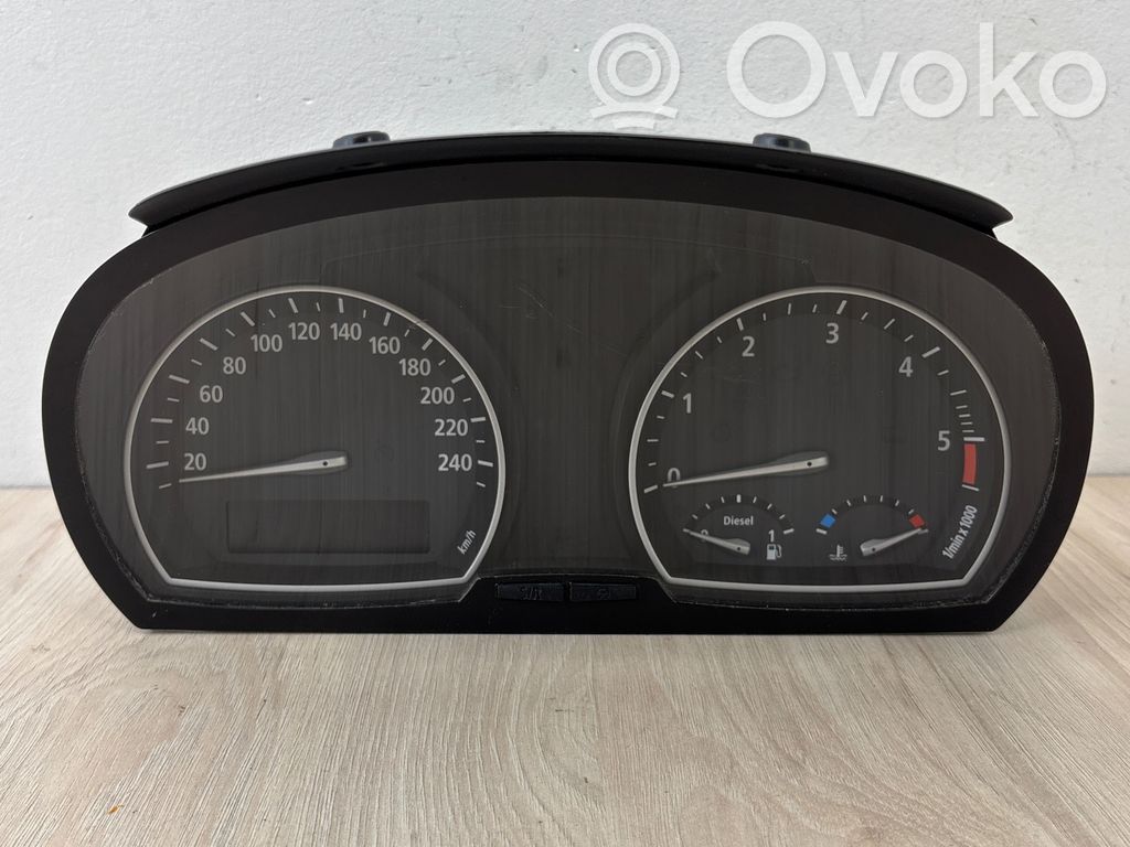 BMW X3 E83 Speedometer (instrument cluster) 