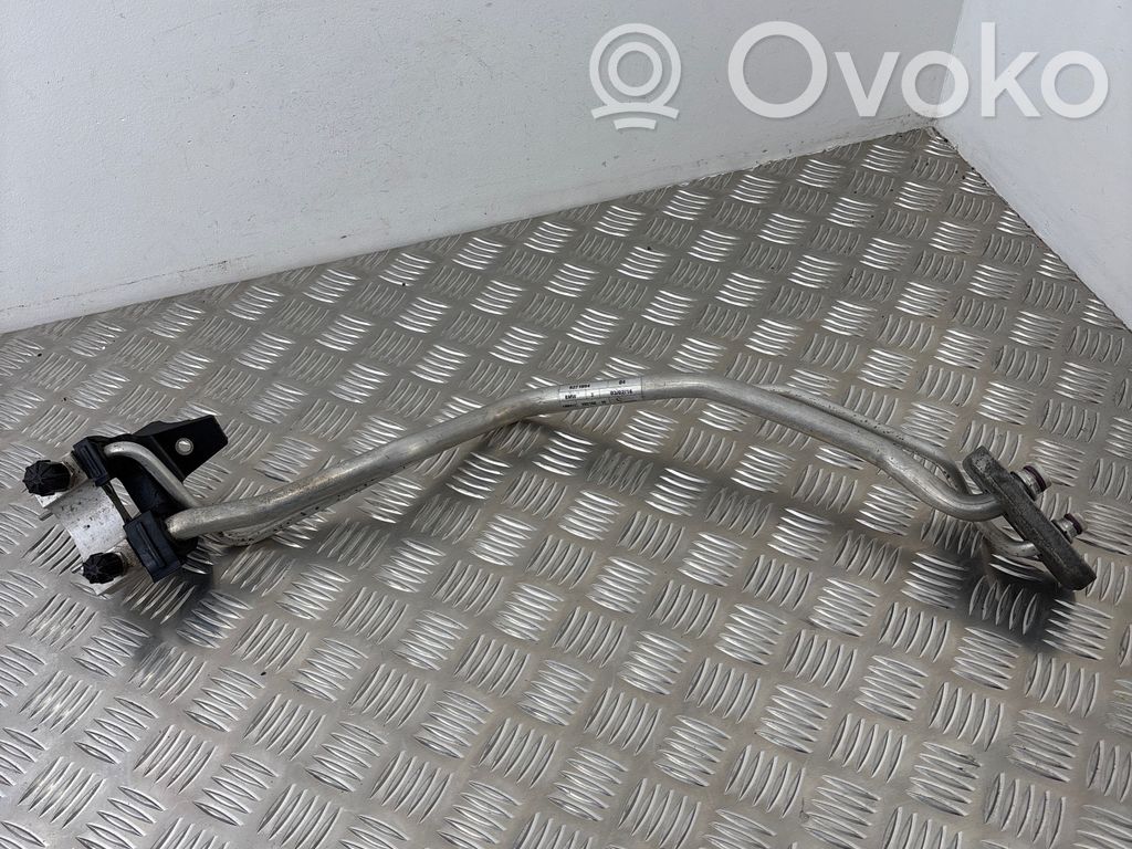 BMW X5 F15 Ilmastointilaitteen putki (A/C) 