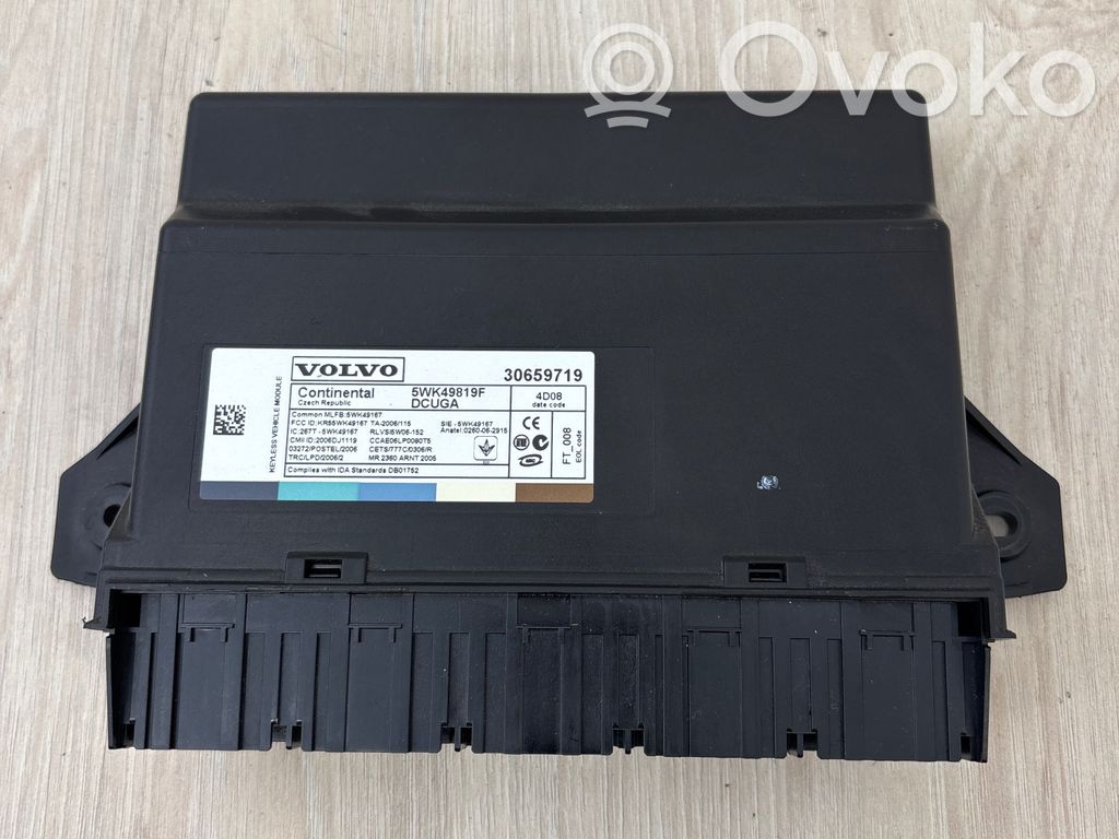 Volvo S80 Keyless (KESSY) go control unit/module 