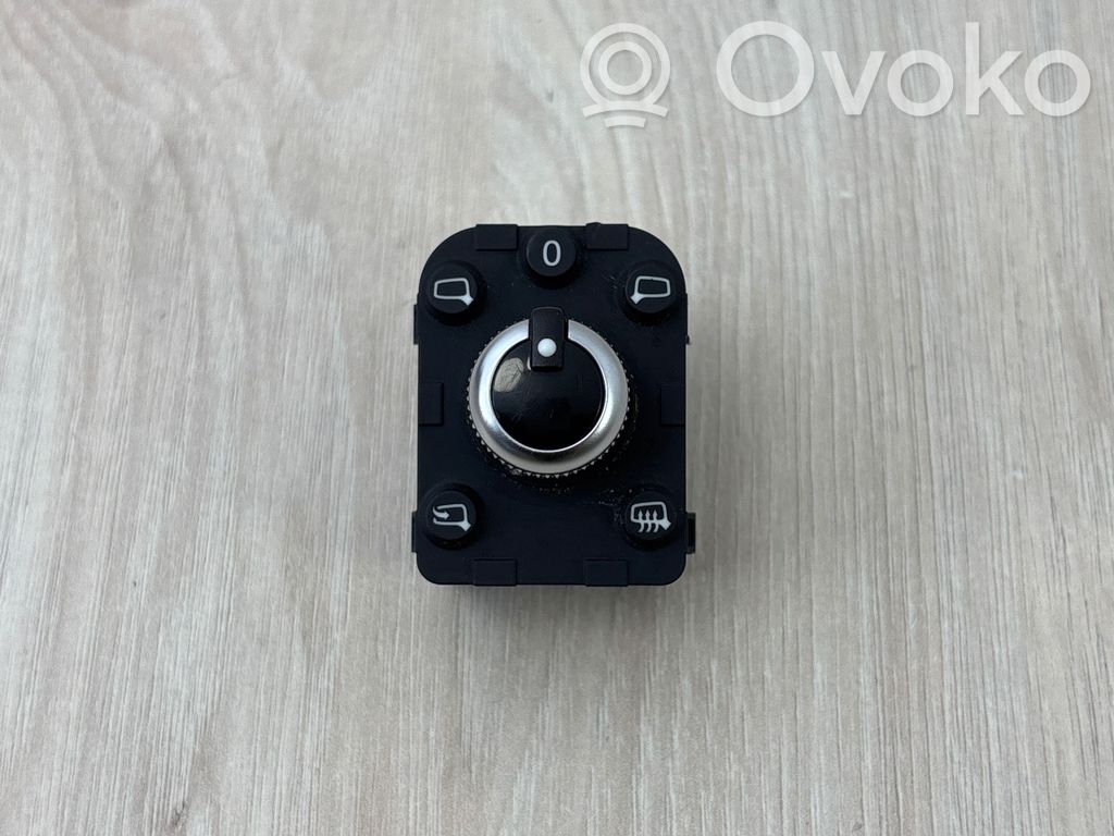 Audi A4 S4 B9 Wing mirror switch 